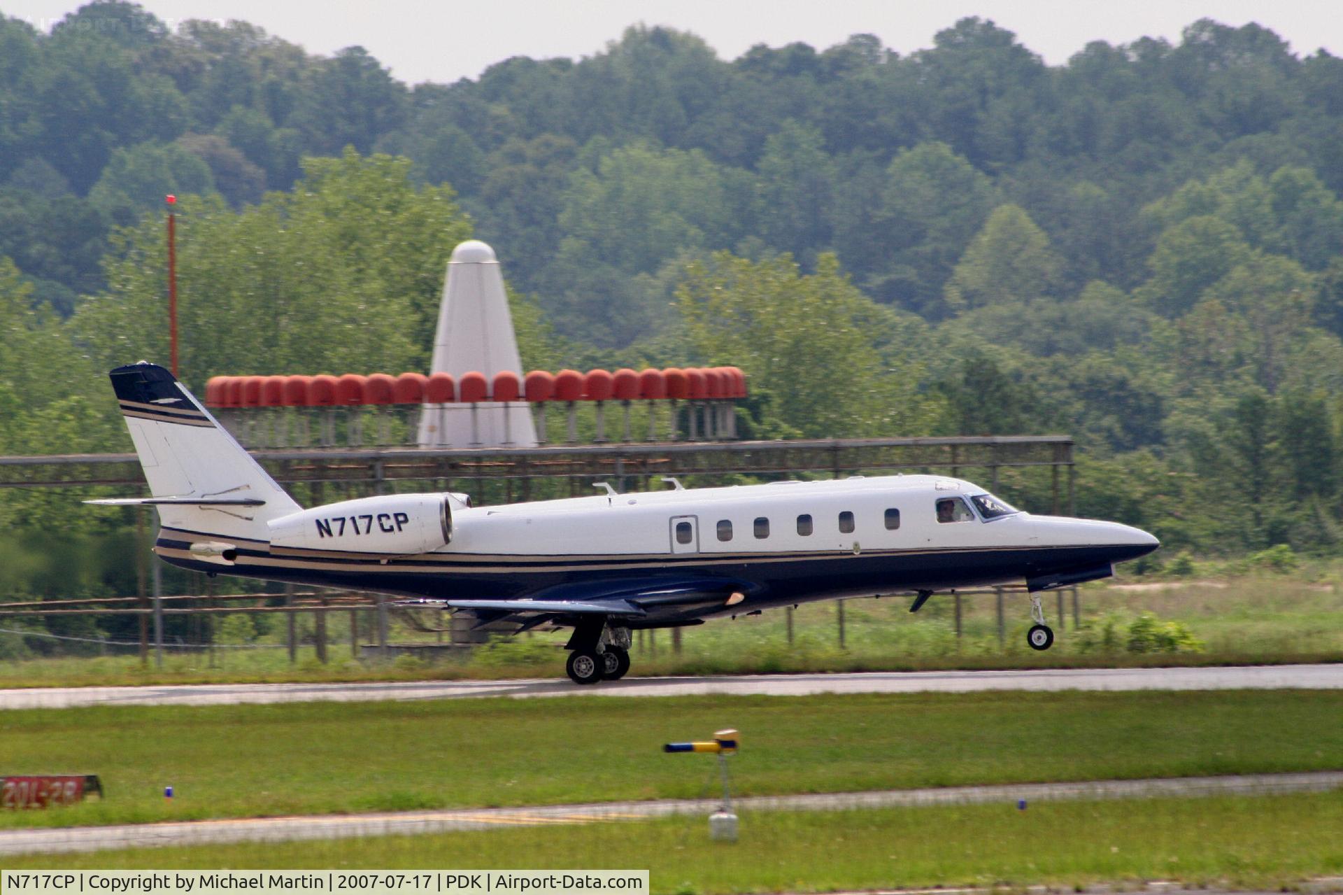 N717CP, 1991 Israel Aircraft Industries IAI-1125 Westwind Astra C/N 053, Taking off from Runway 20L
