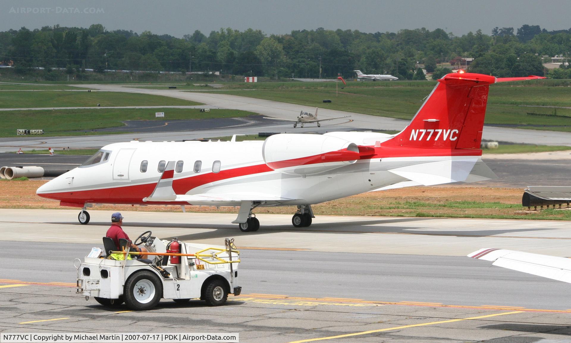 N777VC, 2007 Learjet 60 C/N 318, What a great place to watch planes from!