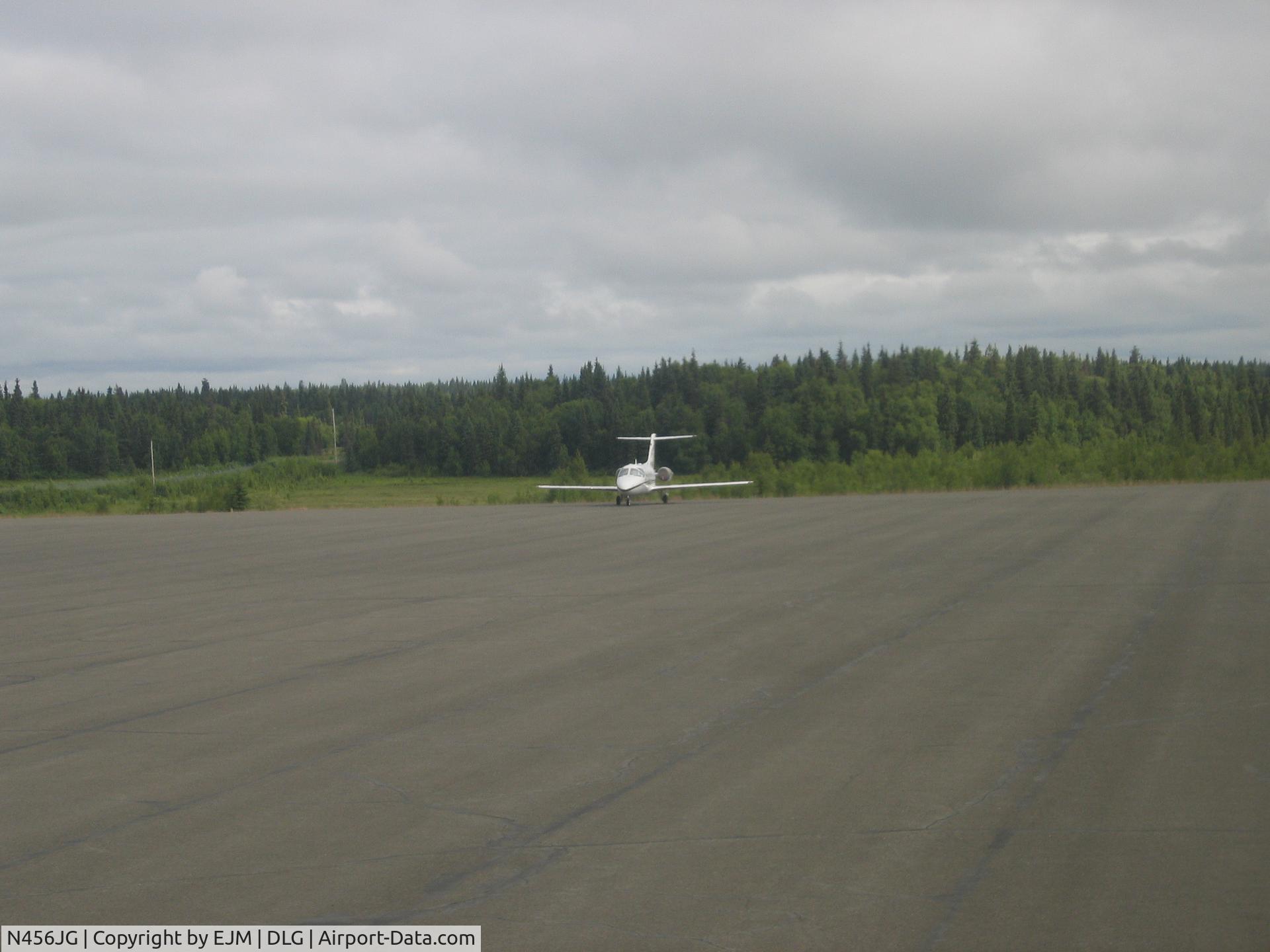 N456JG, Raytheon Aircraft Company 400A C/N RK-119, pic on field at DLG Alaska