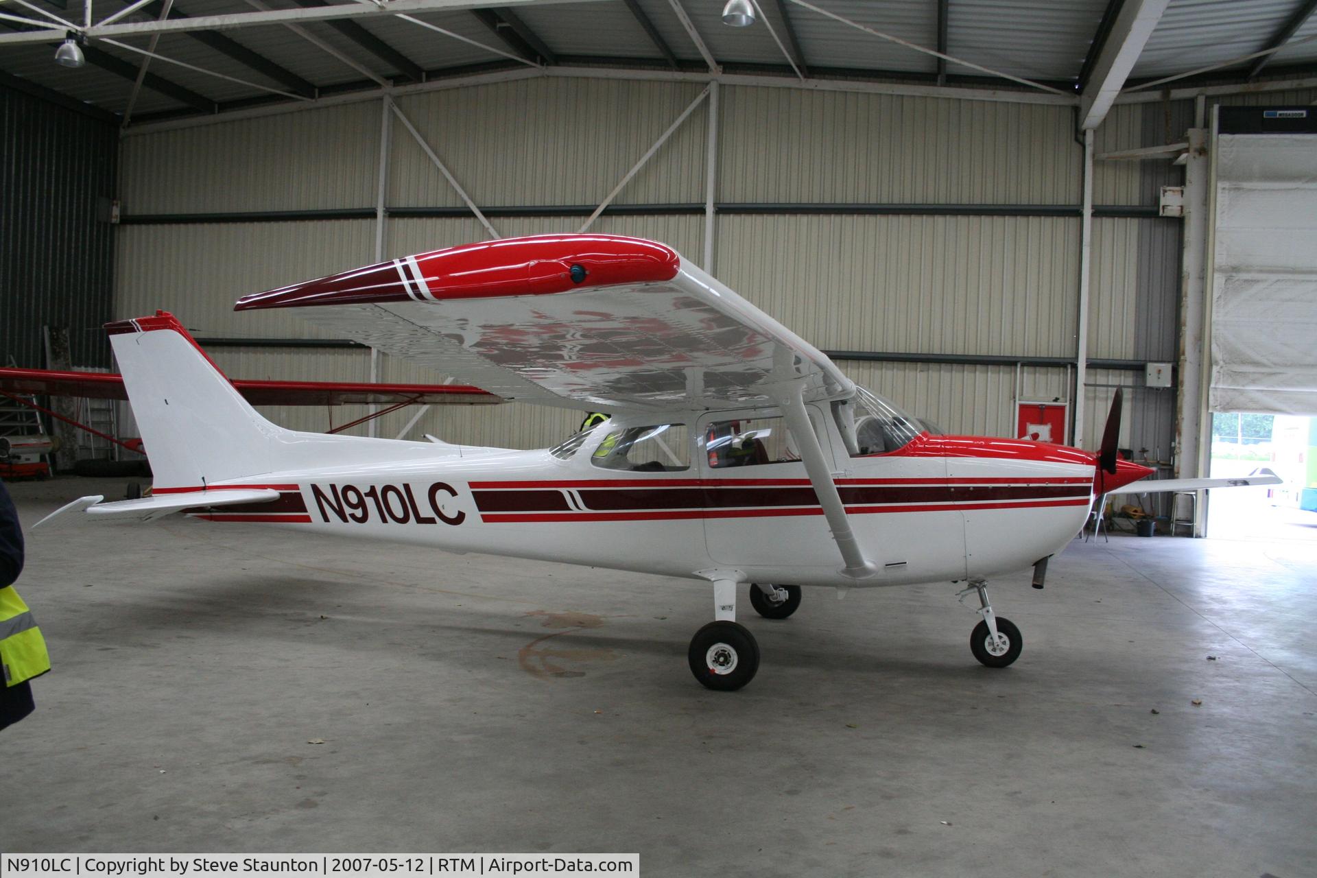 N910LC, Reims F172M Skyhawk C/N 1256, Taken on a recent Aeroprint tour @ Rotterdam