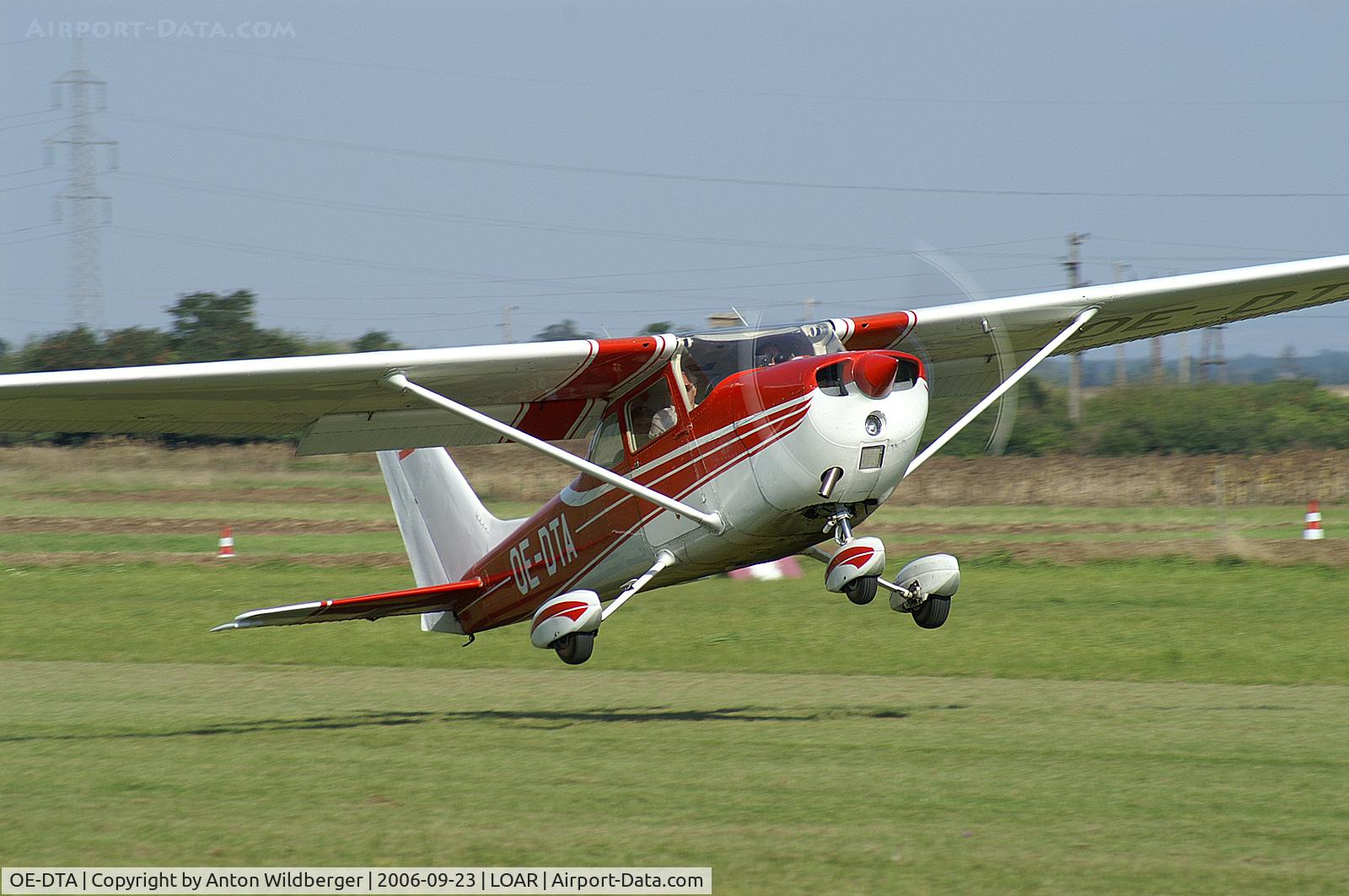 OE-DTA, Reims F172L Skyhawk C/N 0857, TAKE OFF - WOW!