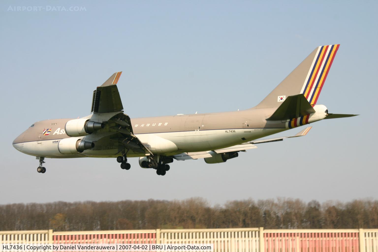 HL7436, 2002 Boeing 747-48EF (SCD) C/N 29170, shortly before landing on rwy 02