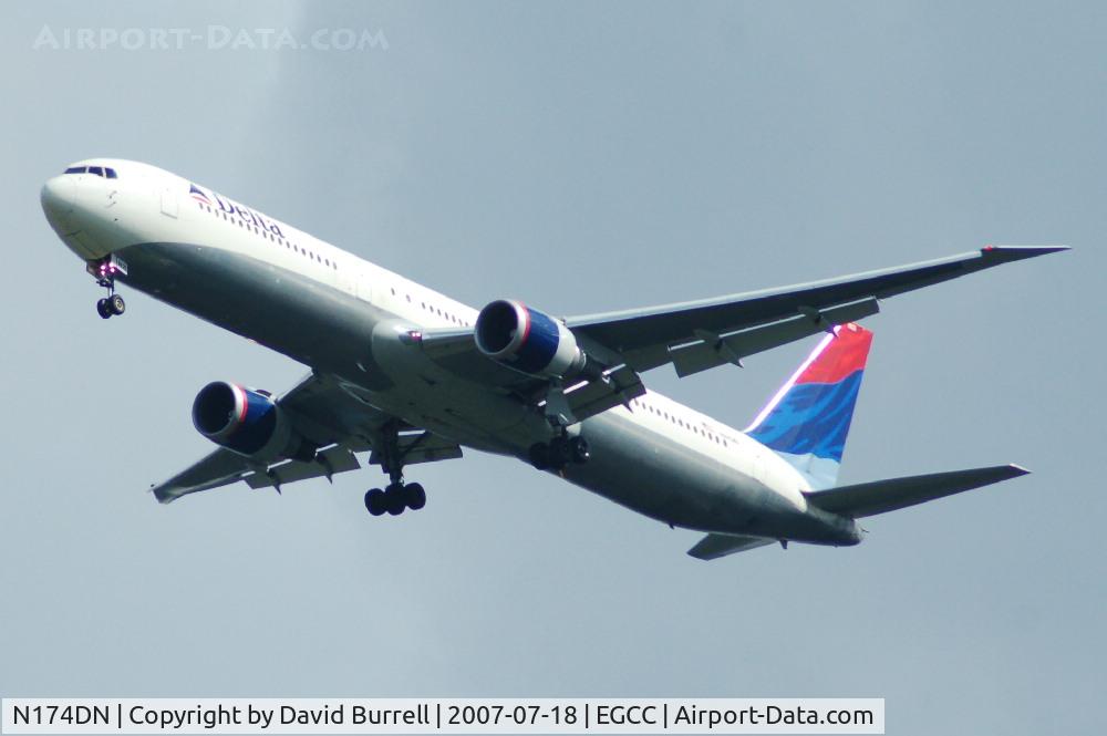 N174DN, 1990 Boeing 767-332 C/N 24802, Delta Airlines - Landing