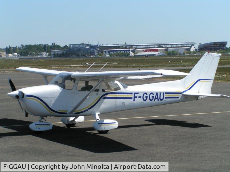 F-GGAU, Reims F172N Skyhawk C/N 1867, Taxi parking