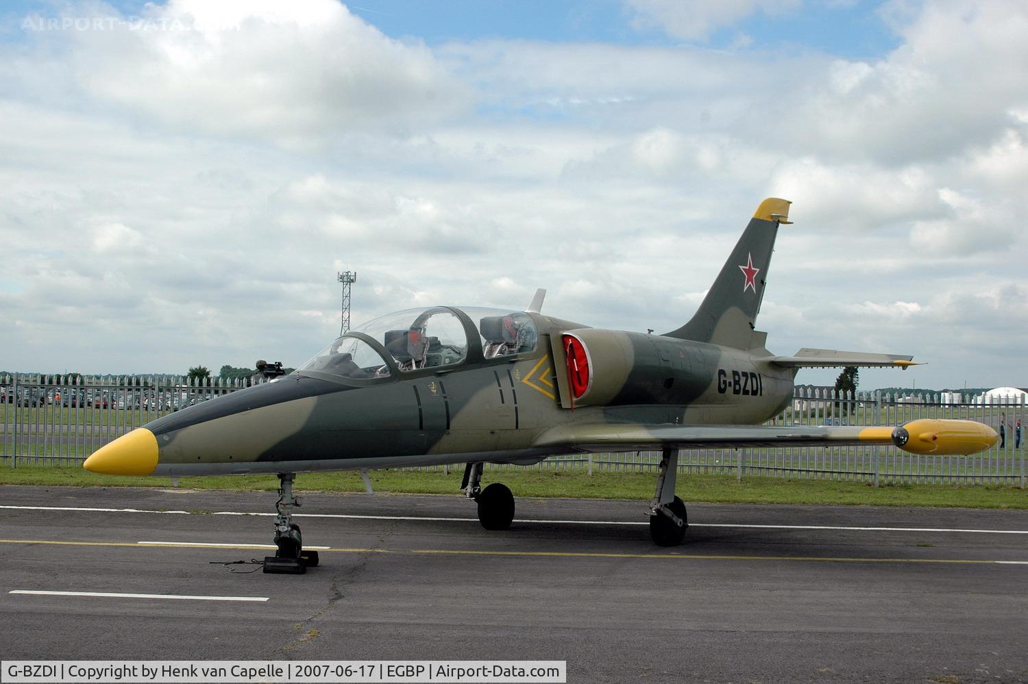 G-BZDI, 1968 Aero L-39C Albatros C/N 031822, Nice looking Czech trainer