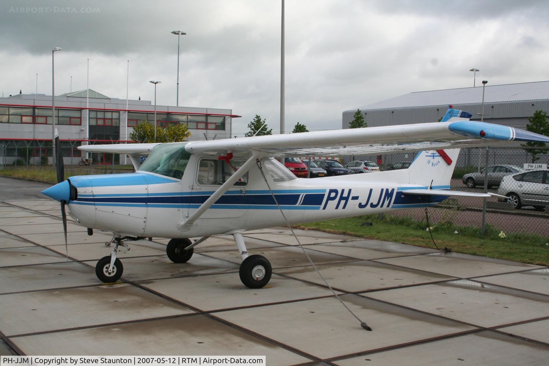 PH-JJM, Reims F152 C/N 1673, Taken on a recent Aeroprint tour @ Rotterdam