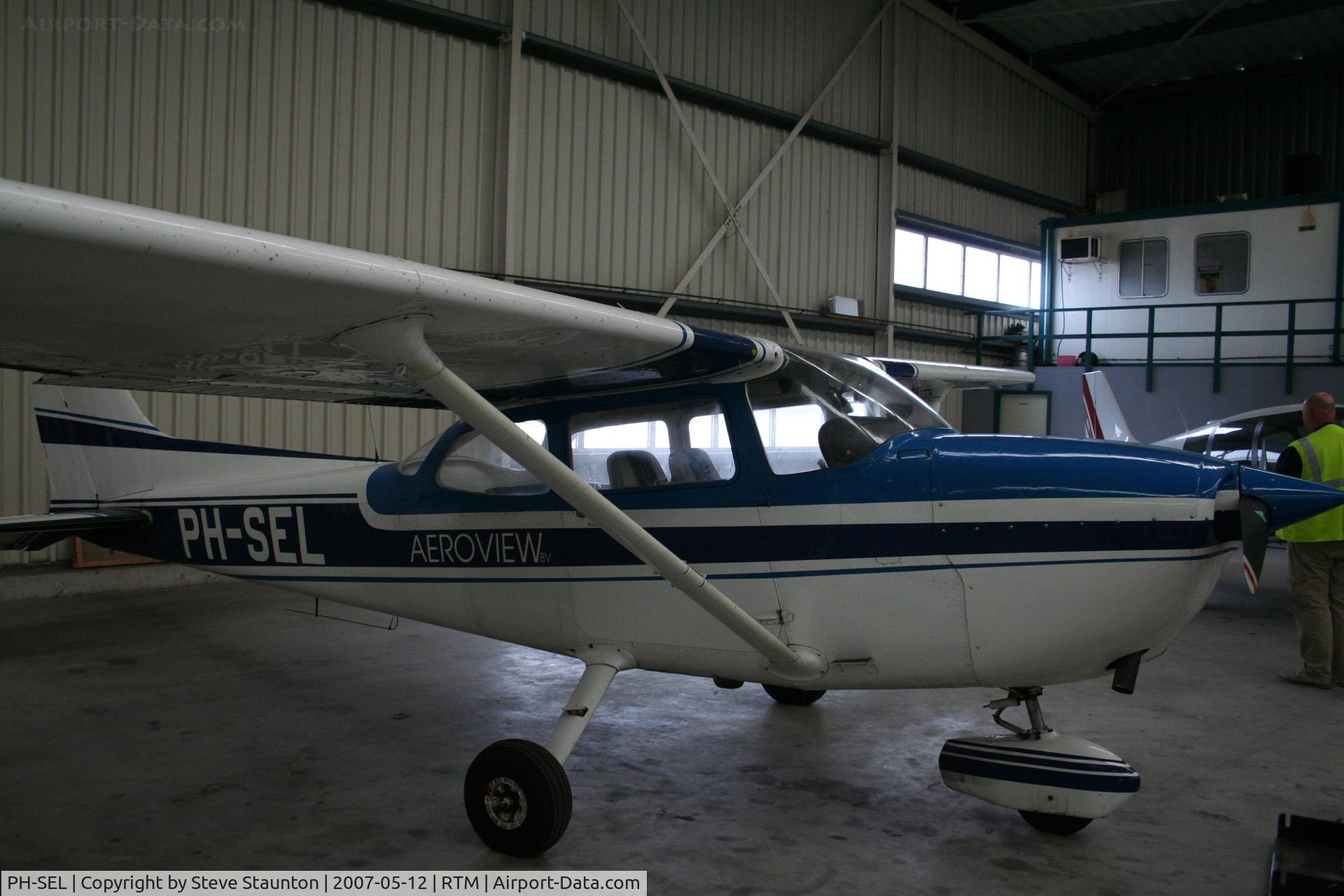 PH-SEL, 1980 Cessna 172P C/N 17274194, Taken on a recent Aeroprint tour @ Rotterdam