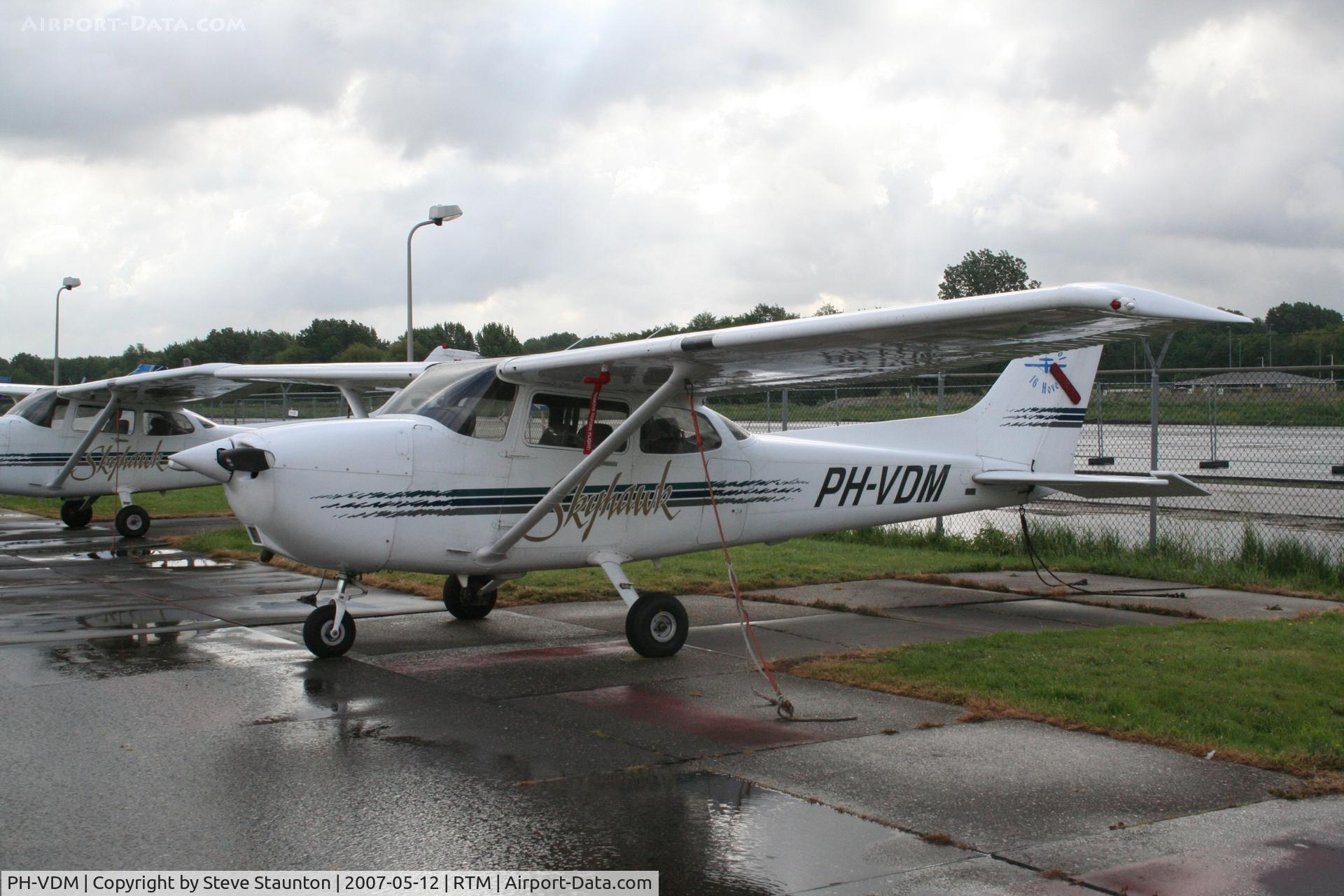PH-VDM, Cessna 172R C/N 17280187, Taken on a recent Aeroprint tour @ Rotterdam
