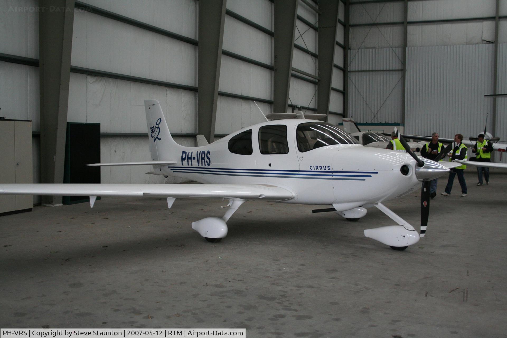 PH-VRS, 2006 Cirrus SR20 G2 C/N 1652, Taken on a recent Aeroprint tour @ Rotterdam
