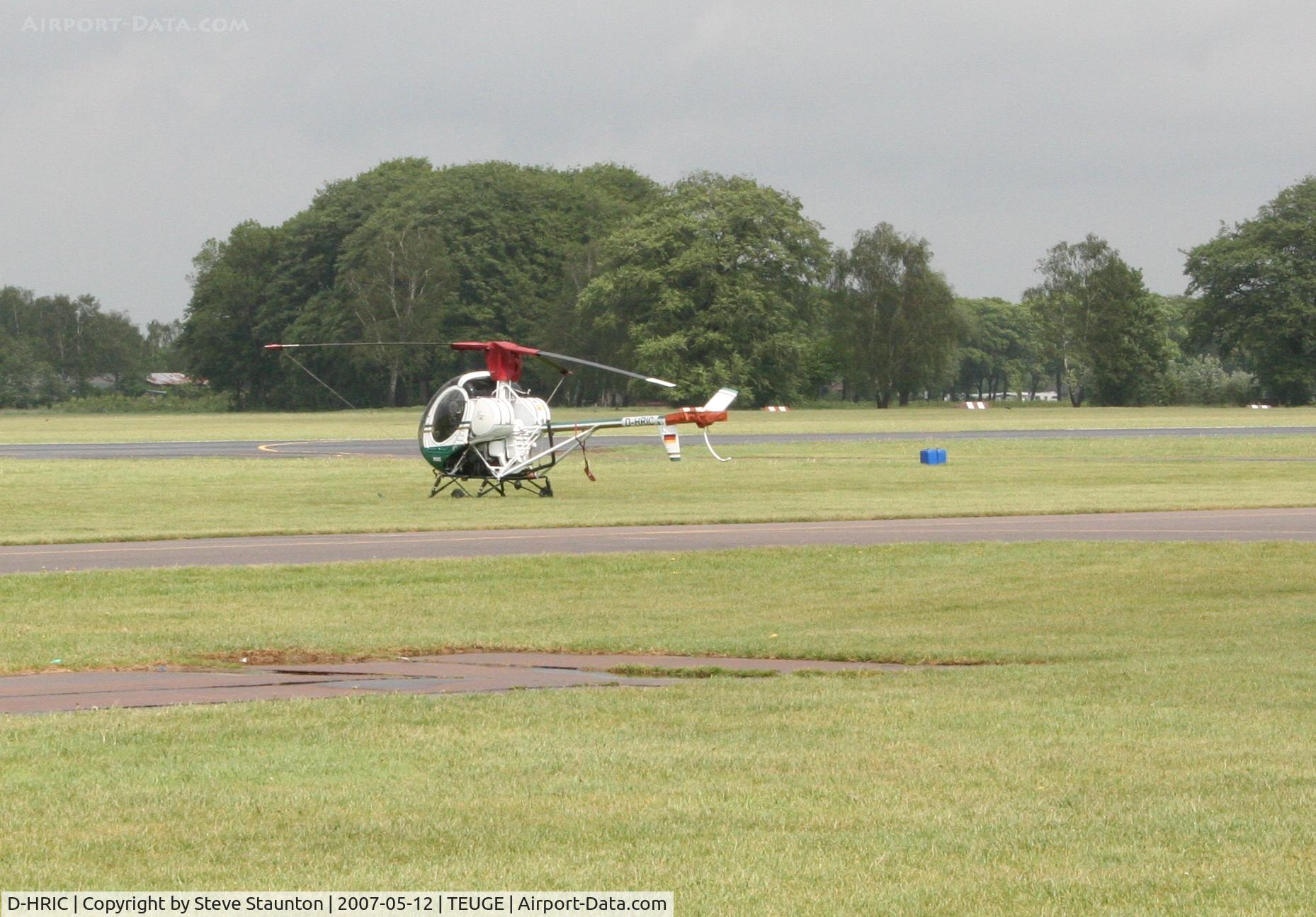 D-HRIC, Schweizer 269C C/N S-1802, Taken on a recent Aeroprint tour @ Teuge