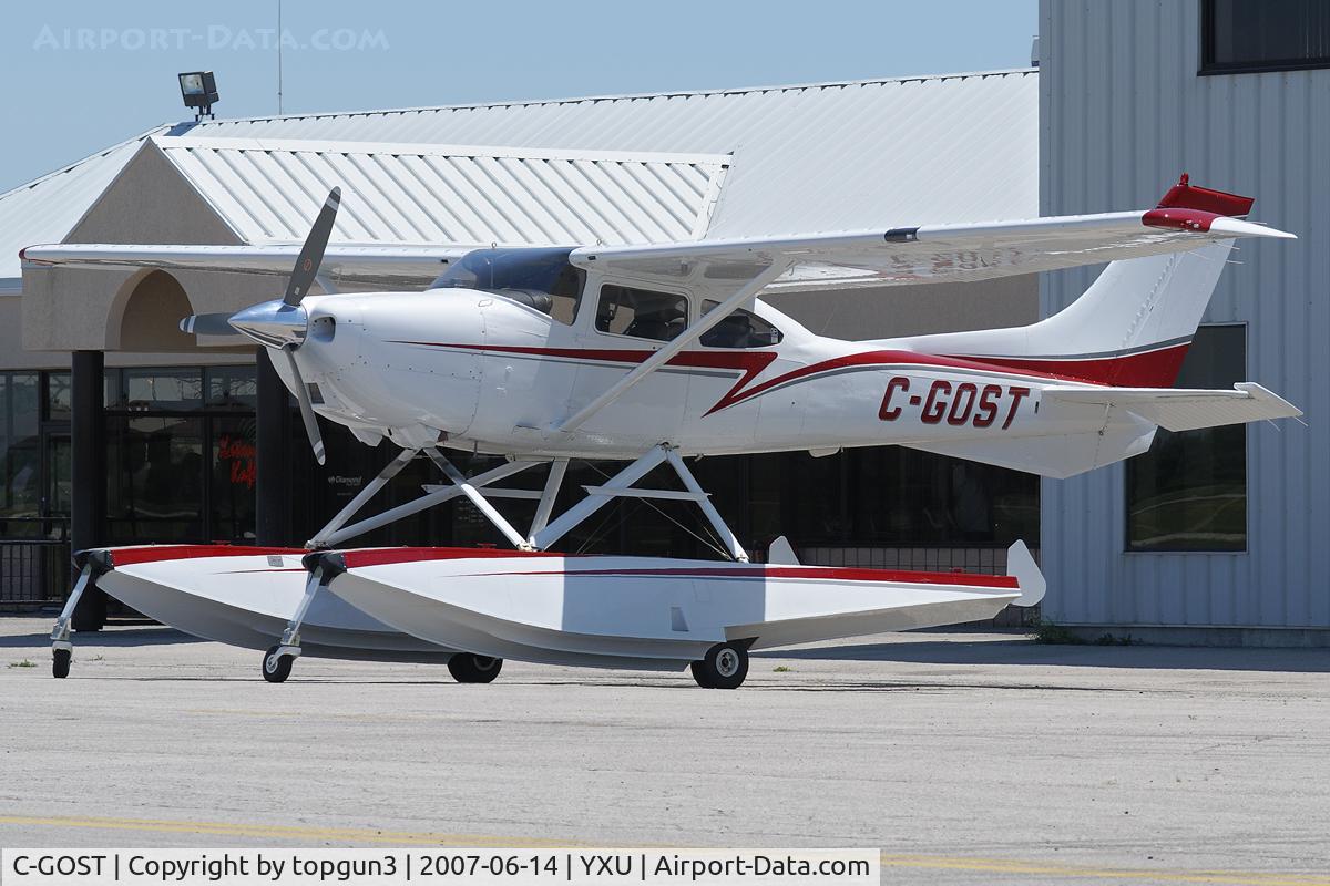 C-GOST, Cessna 182S Skylane C/N 18280538, Parked in front of Katana Kafe.