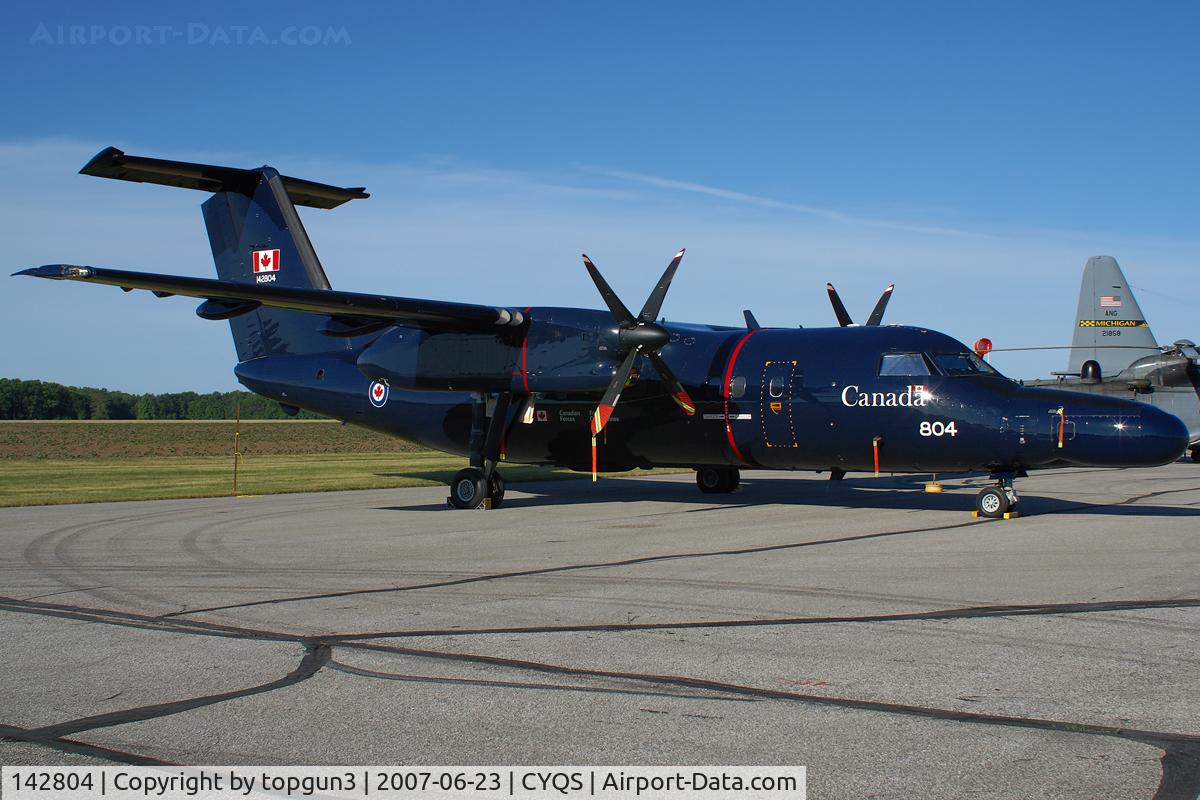 142804, 1987 De Havilland Canada CT-142 Dash 8 (DHC-8-102) C/N 80, Static display.