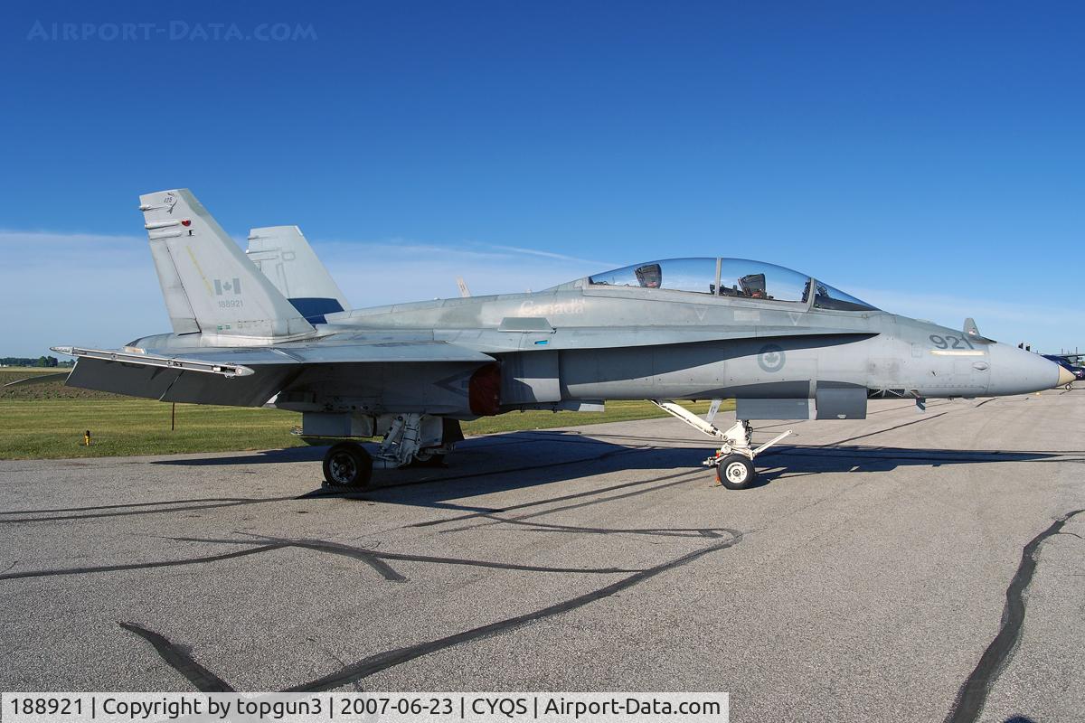 188921, 1985 McDonnell Douglas CF-188B Hornet C/N 0348/B057, Static display.