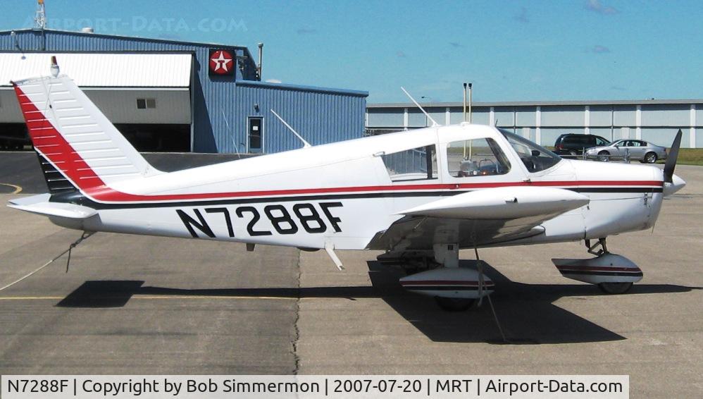N7288F, 1968 Piper PA-28-140 Cherokee C/N 28-25202, On the ramp at Marysville, OH