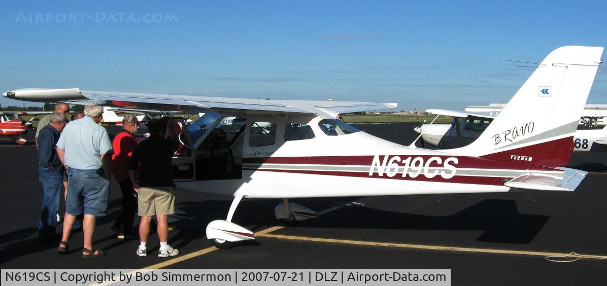 N619CS, 2006 Tecnam P-2004 Bravo C/N 049, Attracting a crowd at the Delaware, OH breakfast fly-in.