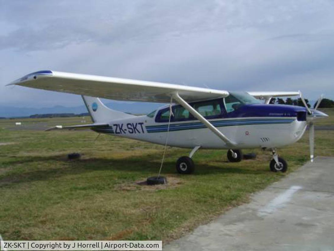 ZK-SKT, Cessna U206G Stationair C/N U20606609, Located in Stoke Nelson