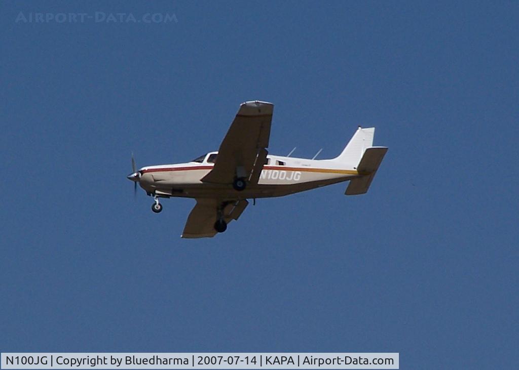 N100JG, 1988 Piper PA-32R-301 Saratoga C/N 3213019, Landing