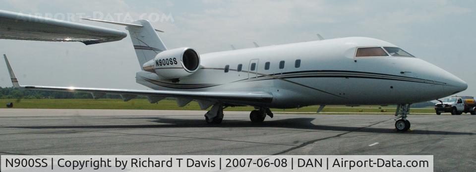N900SS, 1989 Canadair Challenger 601-3A (CL-600-2B16) C/N 5047, 1989 Canadair CL-600-2B16 in Danville Va.