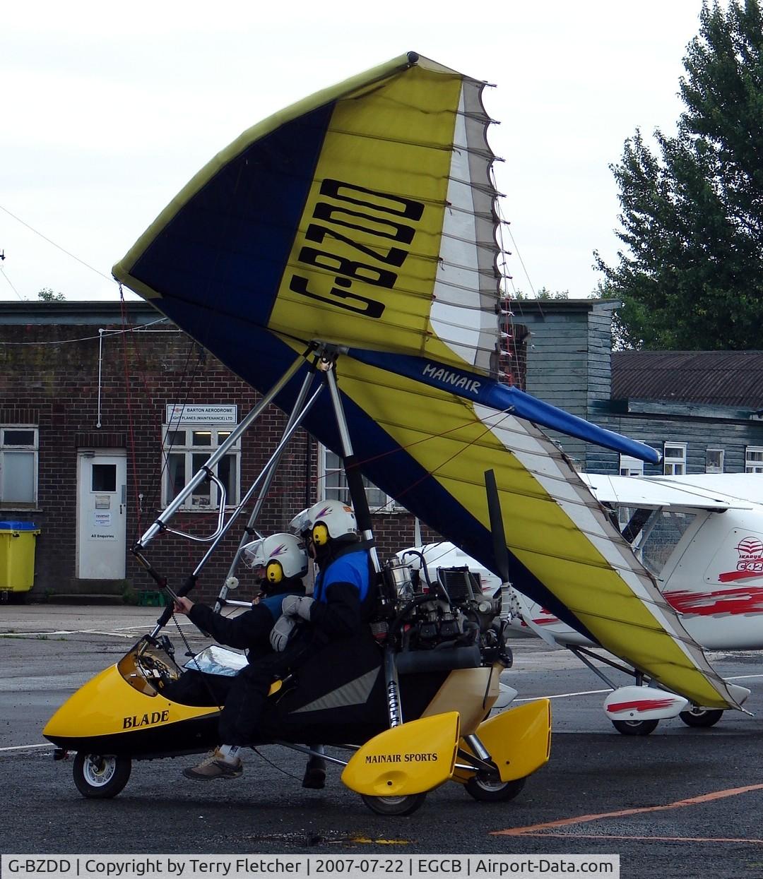 G-BZDD, 2000 Mainair Blade 912 C/N 1238-0200-7-W1031, Microlight