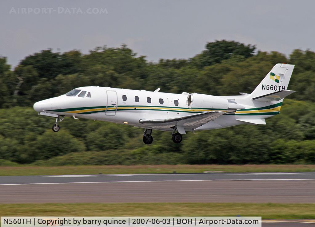 N560TH, 2001 Cessna 560XL Citation C/N 560-5215, Close to landing