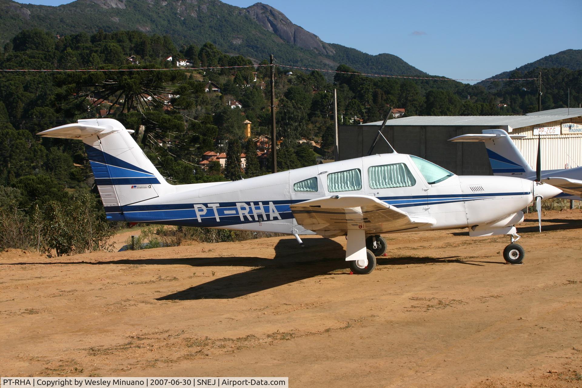 PT-RHA, 1980 Embraer EMB-711ST Corisco II turbo C/N 80-711313, @ SNEJ