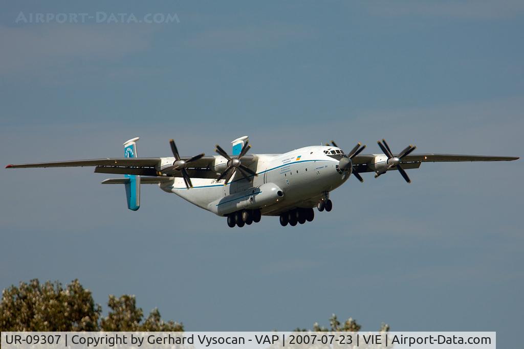 UR-09307, 1974 Antonov An-22A C/N 043481244, Big Birds @ VIE