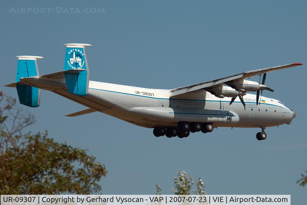UR-09307, 1974 Antonov An-22A C/N 043481244, Big Bird @ VIE