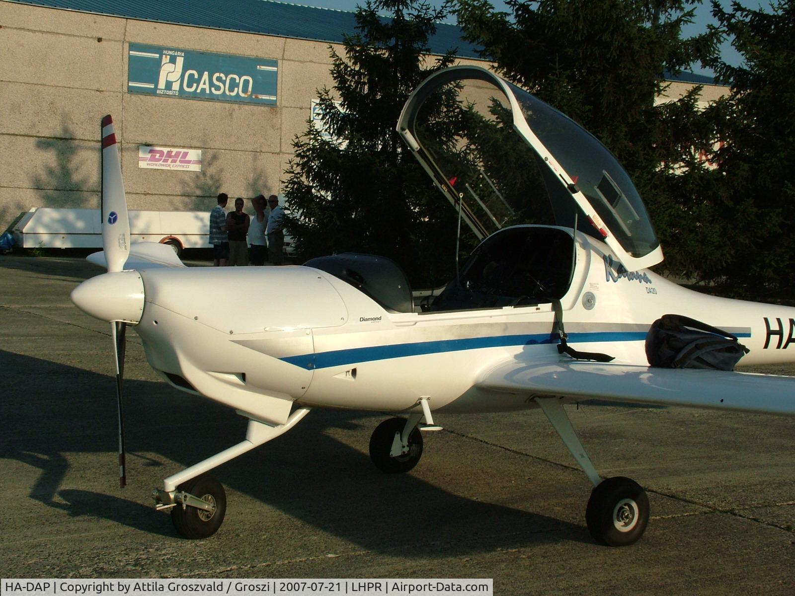 HA-DAP, 1998 Diamond DA-20A-1 Katana C/N 10326, ex N981FA. C-GKAX - GyÅ‘r-PÃ©r Airport, Airshow