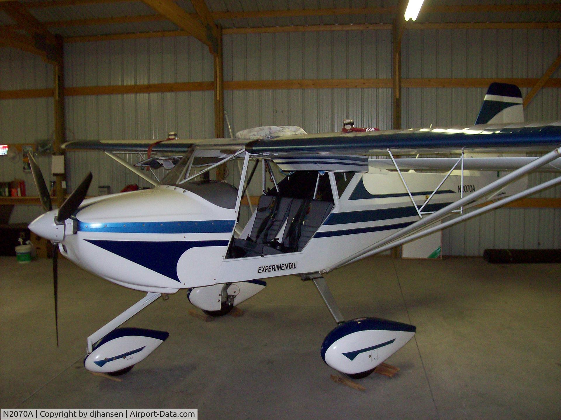 N2070A, 2003 Skystar Kitfox Series 6 C/N S60009-037, Hangered