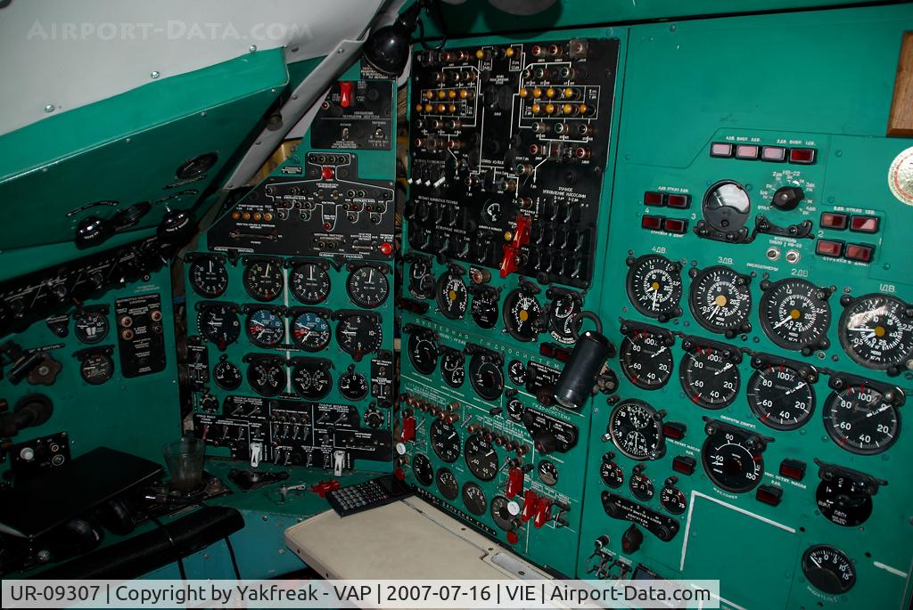 UR-09307, 1974 Antonov An-22A C/N 043481244, Antonov Design Bureau Antonov 22