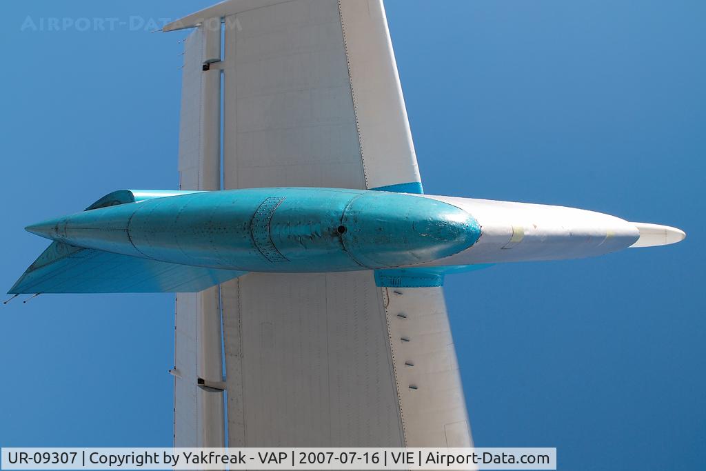 UR-09307, 1974 Antonov An-22A C/N 043481244, Antonov Design Bureau Antonov 22