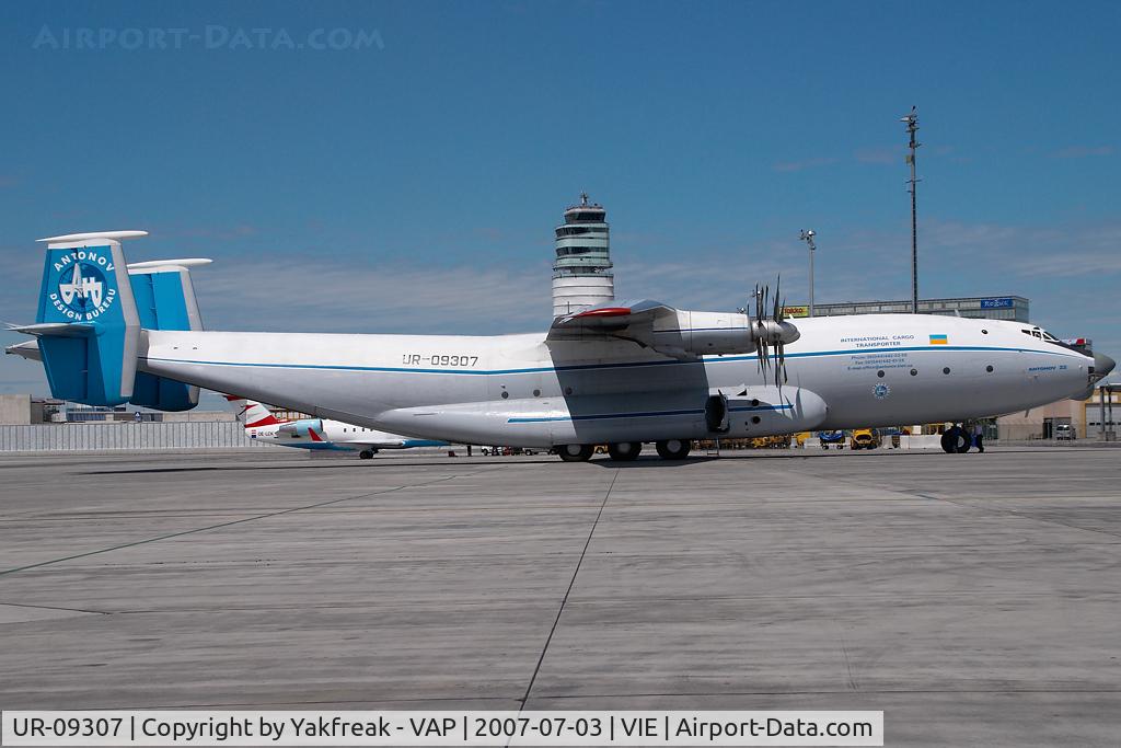 UR-09307, 1974 Antonov An-22A C/N 043481244, Antonov Design Bureau Antonov 22