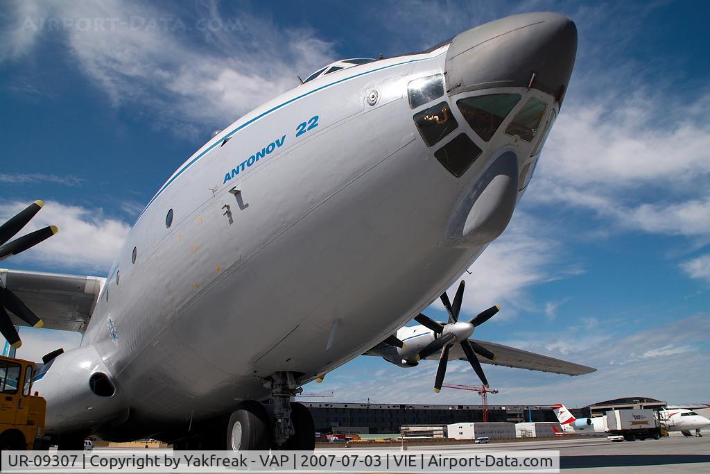 UR-09307, 1974 Antonov An-22A C/N 043481244, Antonov Design Bureau Antonov 22