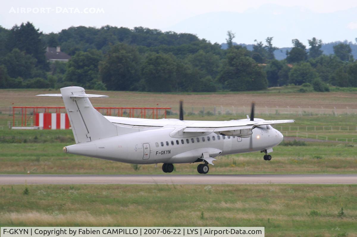 F-GKYN, 1988 ATR 42-300 C/N 095, 350D + 100-300F4 Sigma