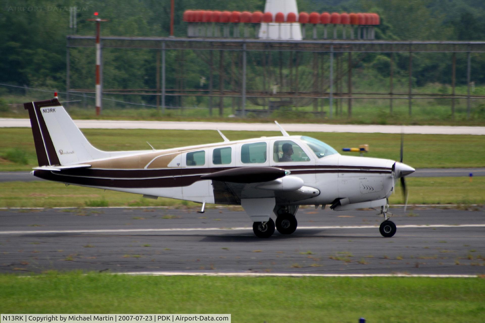 N13RK, 1978 Beech A36 Bonanza 36 C/N E-1238, Landing Runway 20L