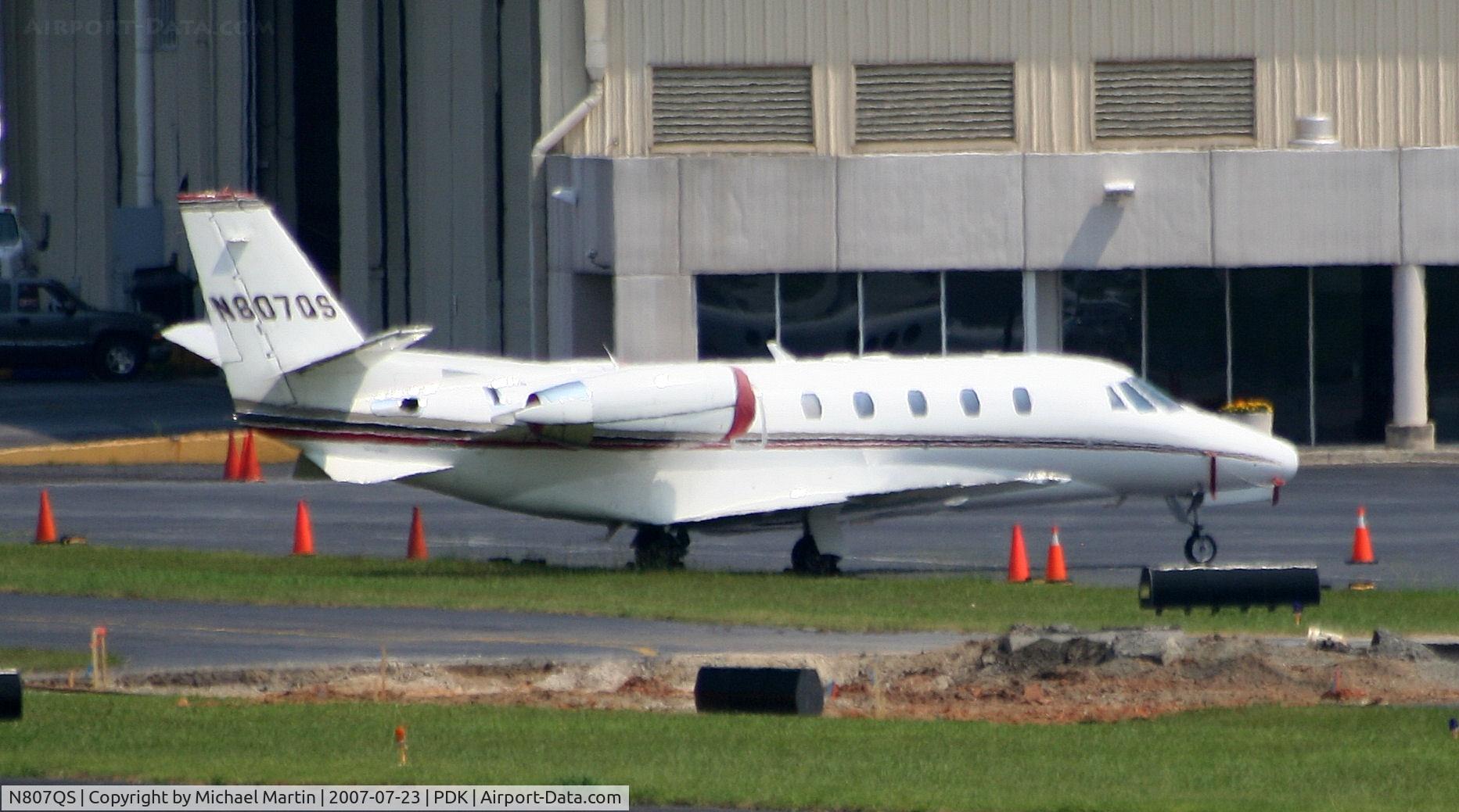 N807QS, 2002 Cessna 560 Citation Encore C/N 560-0617, Tied down @ Signature Flight Support