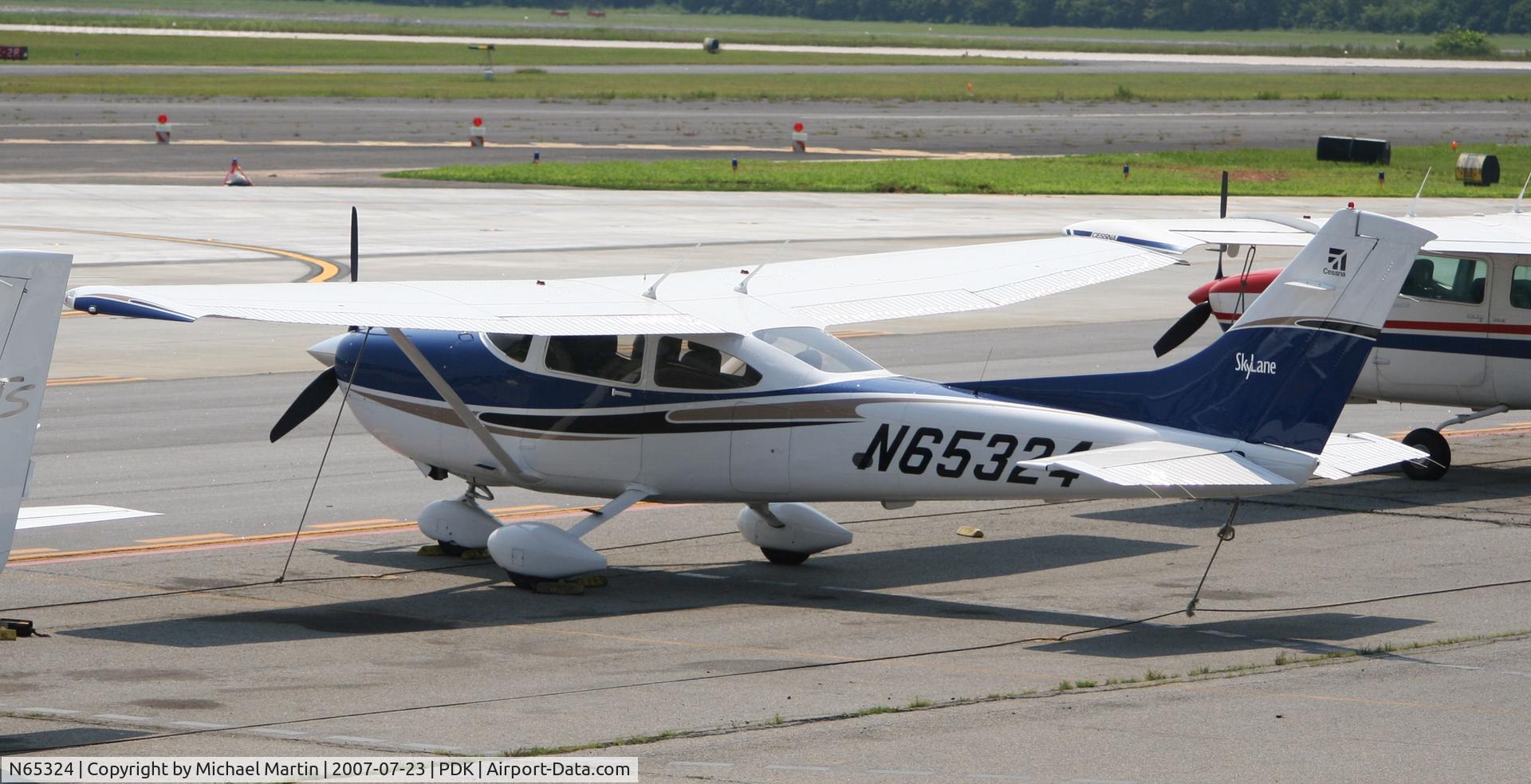 N65324, 2004 Cessna 182T Skylane C/N 18281421, Tied down @ Epps Air Service