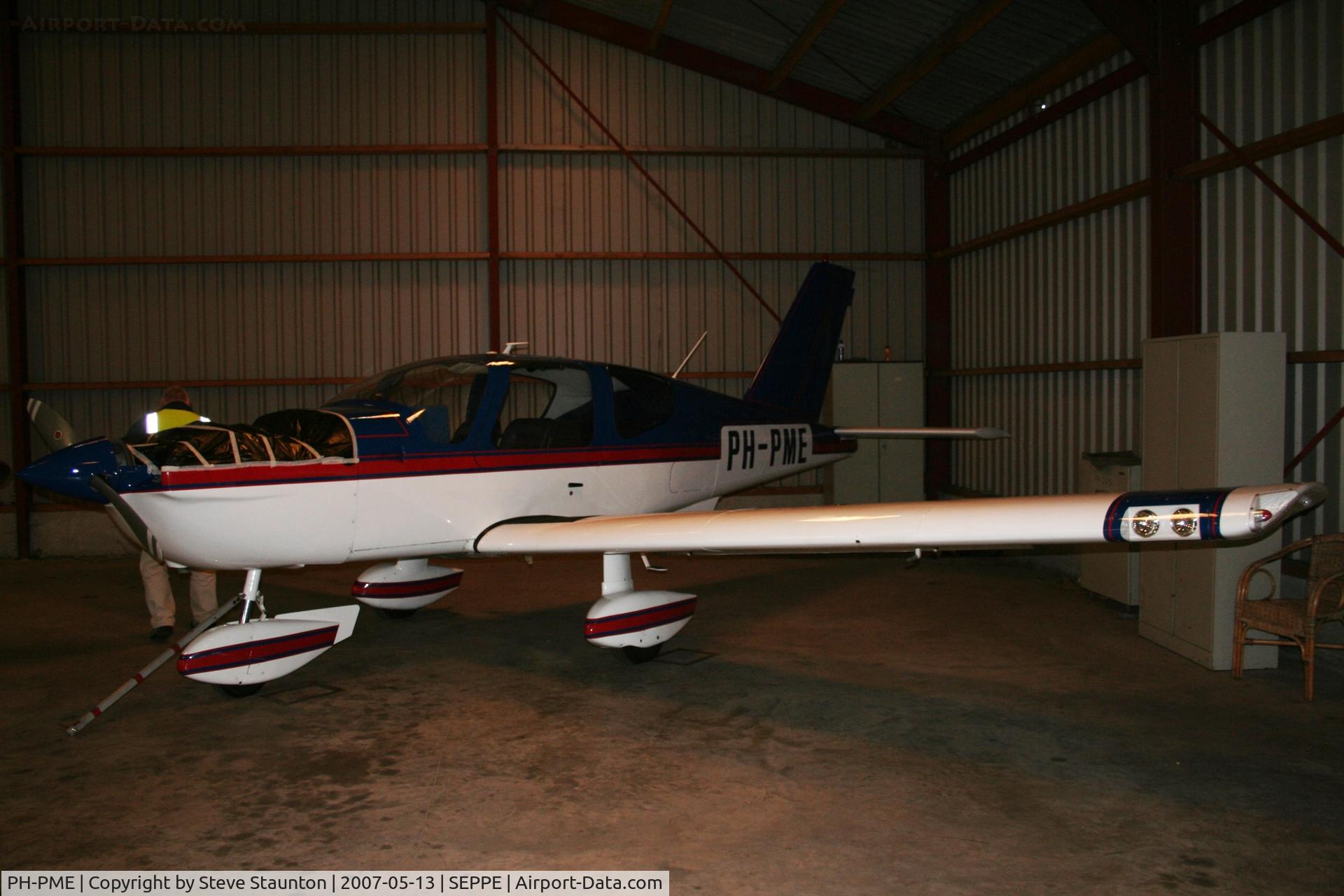 PH-PME, 1981 Socata TB-10 Tobago C/N 188, Taken on a Aeroprint tour @ Seppe