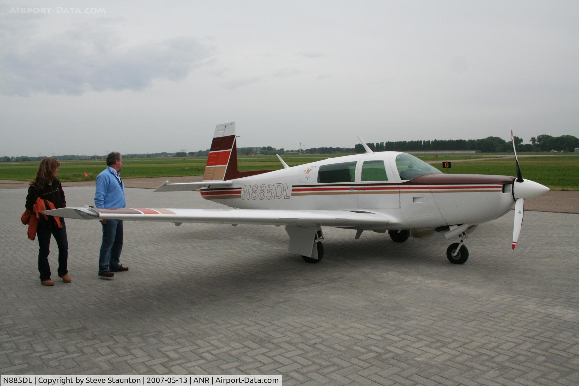 N885DL, 1980 Mooney M20K C/N 250479, Taken on an Aeroprint tour @ Antwerp