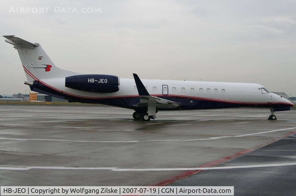 HB-JEO, 2004 Embraer EMB-135BJ Legacy C/N 14500802, visitor