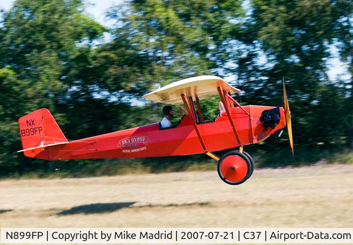 N899FP, 1983 Pietenpol Air Camper C/N 101 (N899FP), Touching down Brodhead 2007