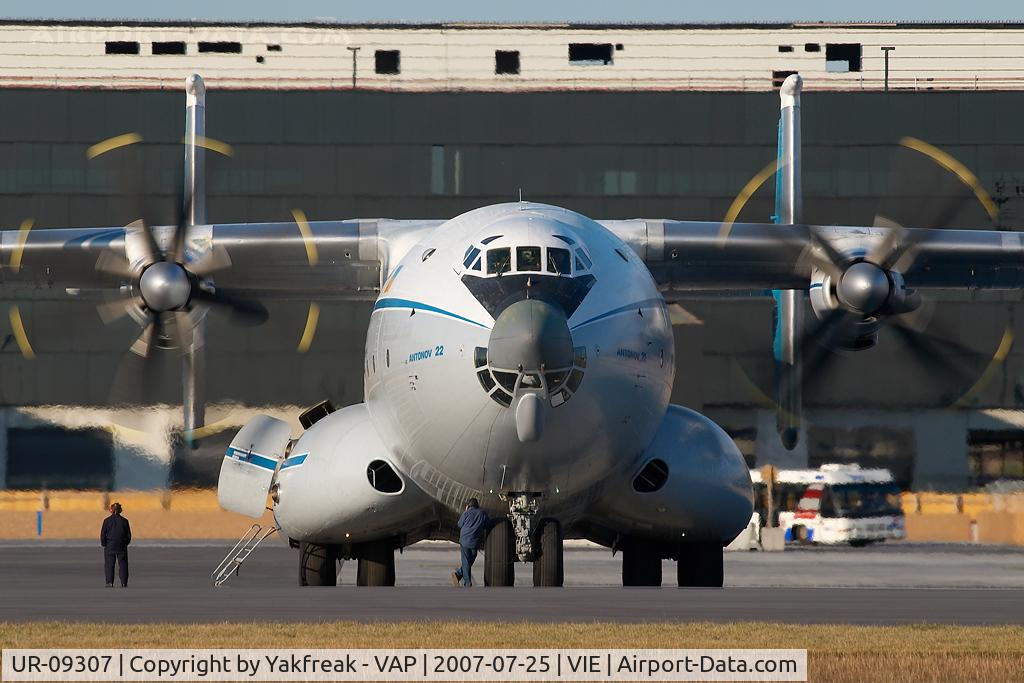 UR-09307, 1974 Antonov An-22A C/N 043481244, Antonov Design Bureau Antonov 22