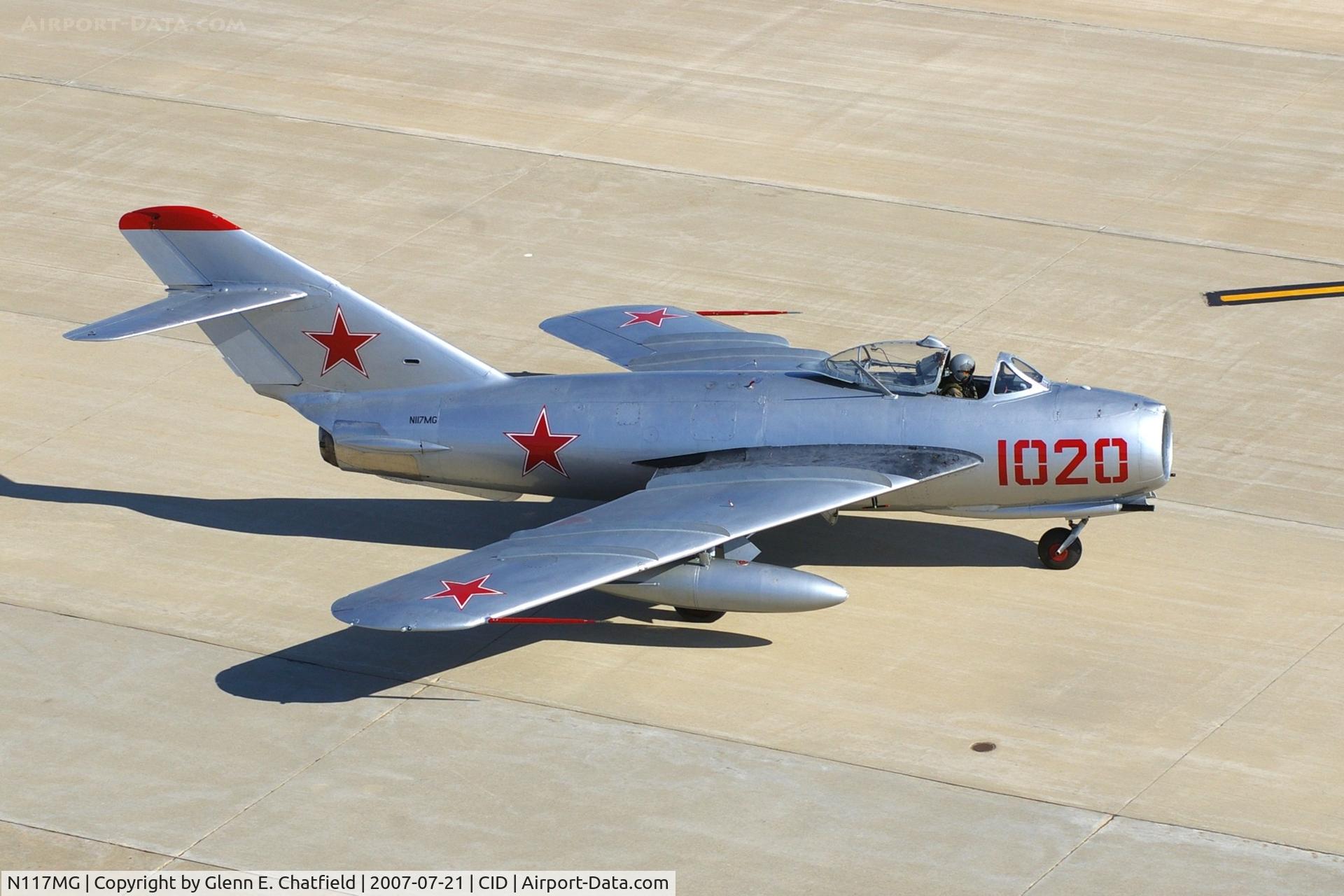 N117MG, 1964 PZL-Mielec Lim-5 (MiG-17F) C/N 1C1020, Taxiing to the ramp past the control tower
