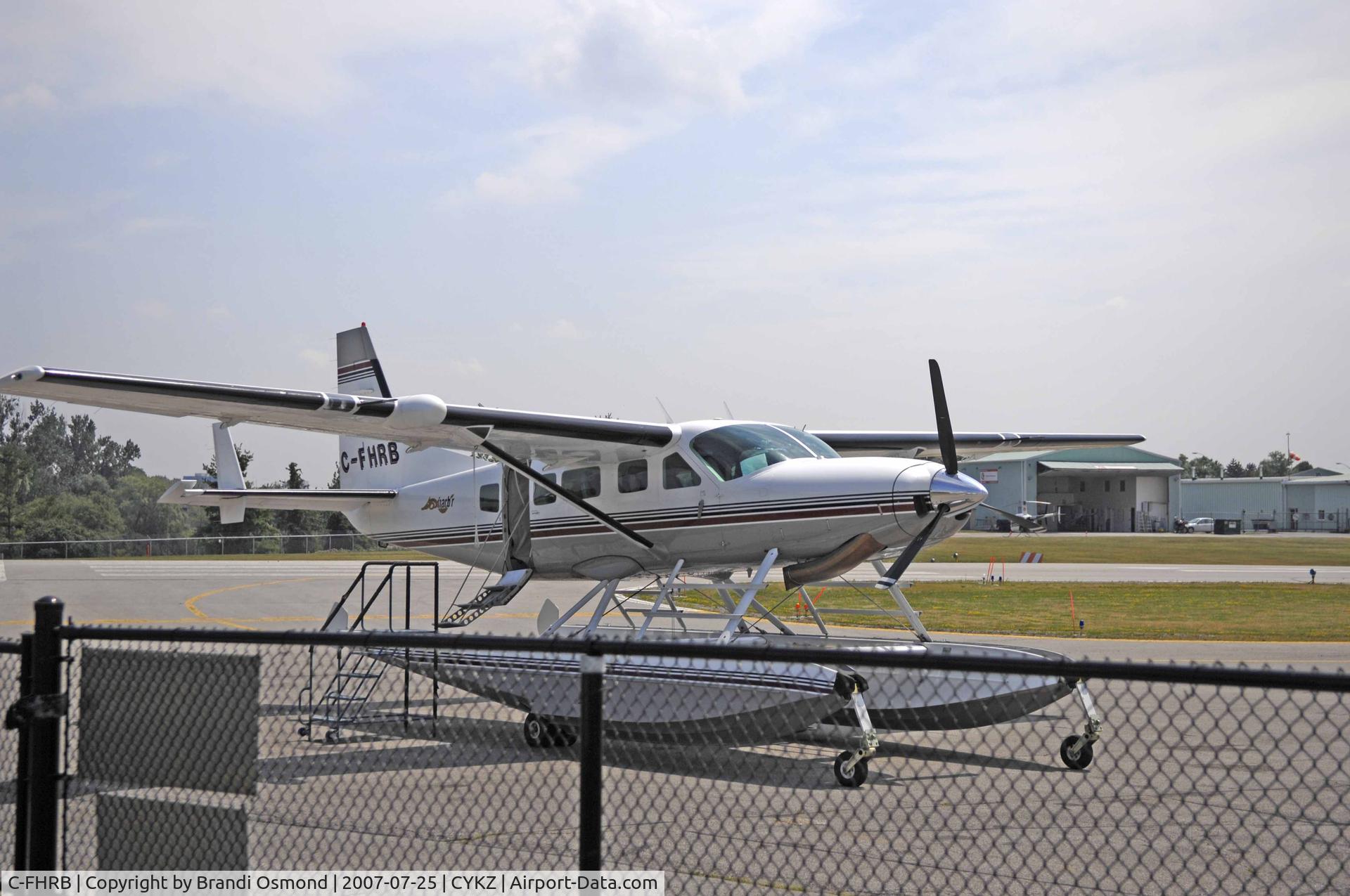 C-FHRB, 1998 Cessna 208 Caravan I C/N 20800291, At the ramp of Toronto/Buttonville Municipal Airport