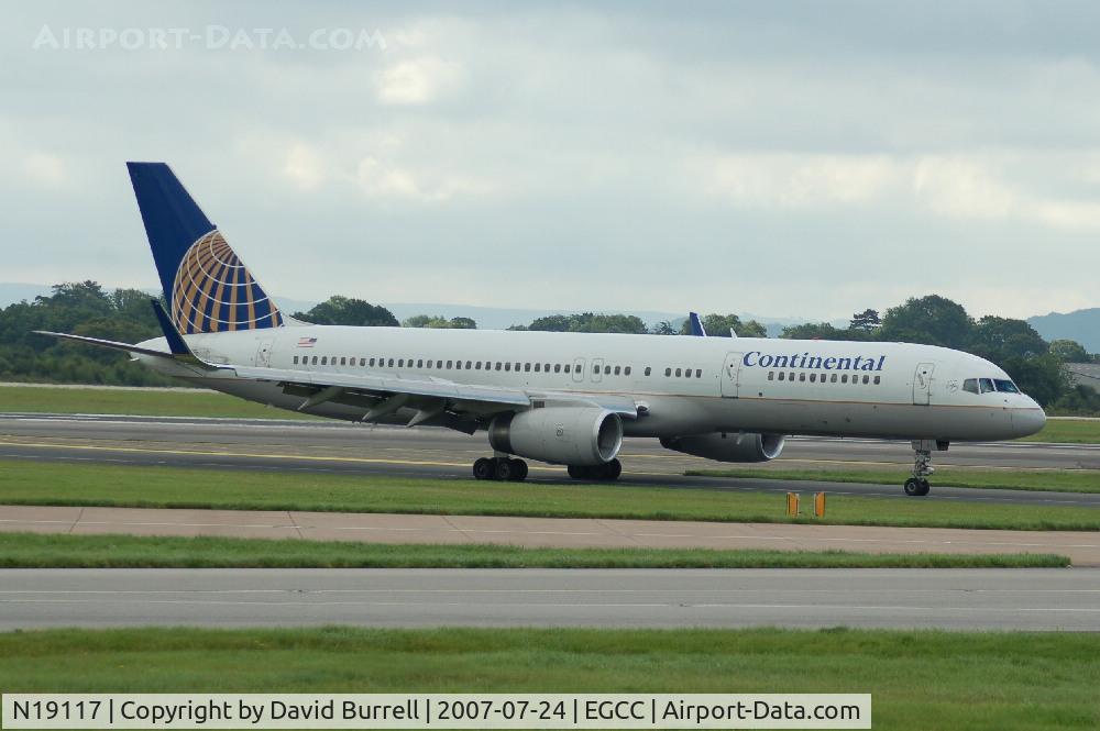 N19117, 1996 Boeing 757-224 C/N 27559, Continental - Taxiing