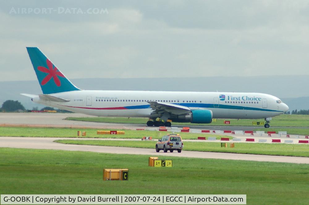 G-OOBK, 1995 Boeing 767-324/ER C/N 27392, First Choice - Taxiing