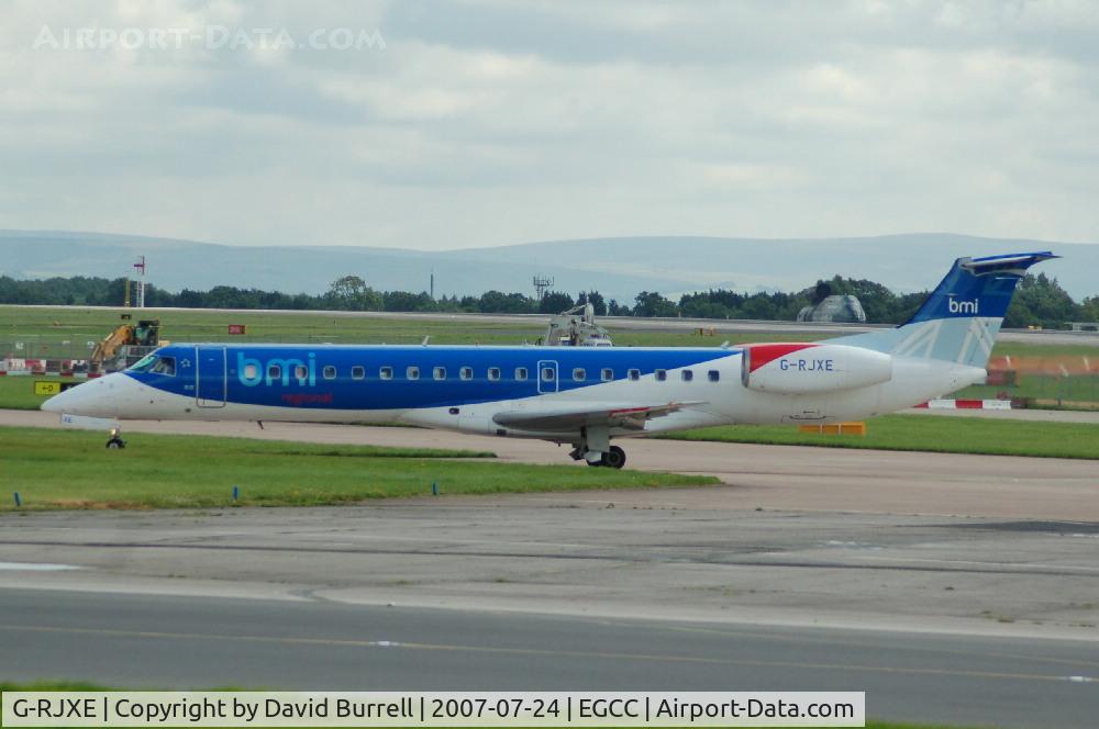 G-RJXE, 2000 Embraer EMB-145EP (ERJ-145EP) C/N 145245, BMI - Taxiing