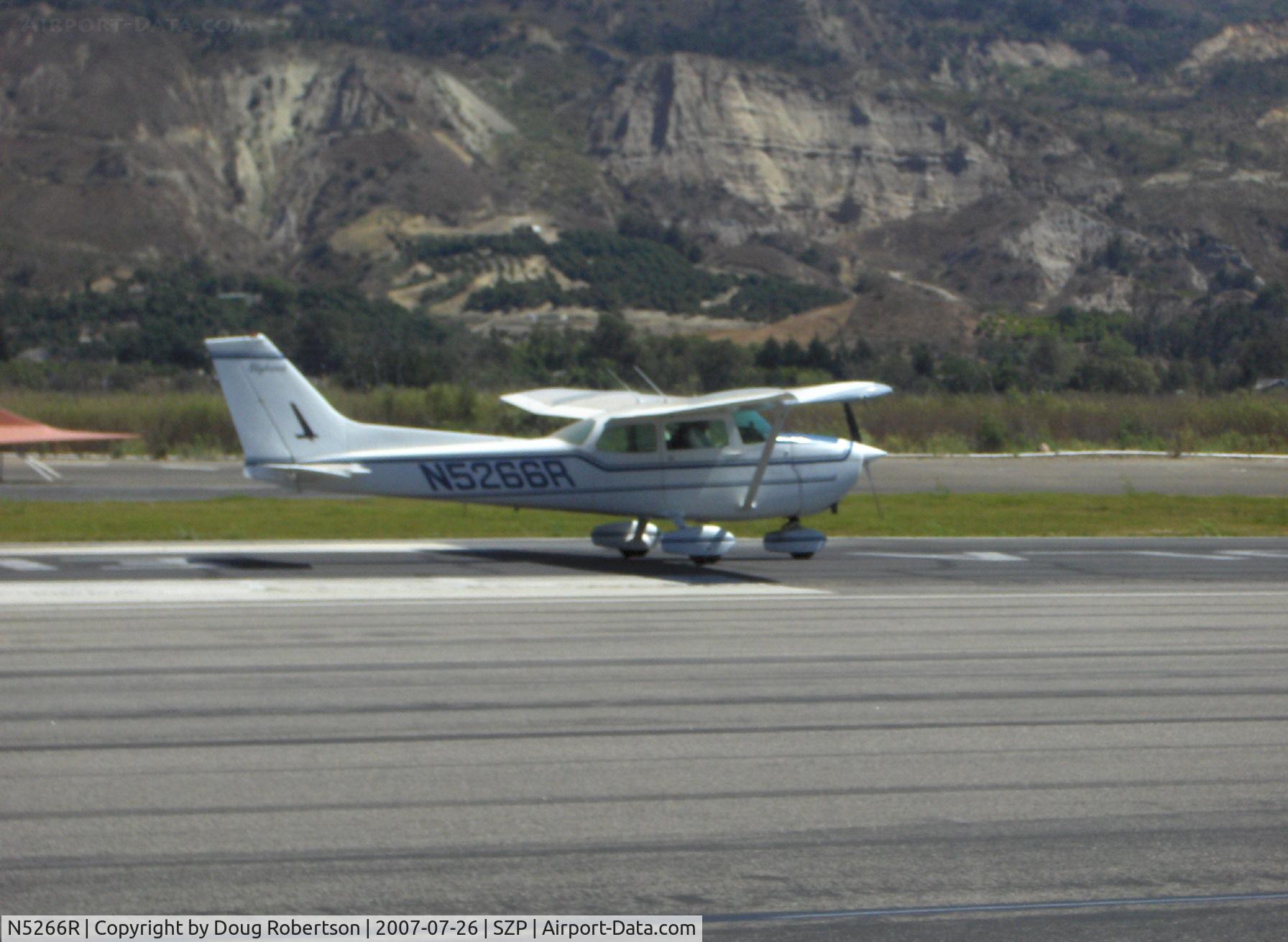 N5266R, 1974 Cessna 172M C/N 17263480, 1974 Cessna 172M, Lycoming O-320-E2D 150 Hp, takeoff roll Rwy 22