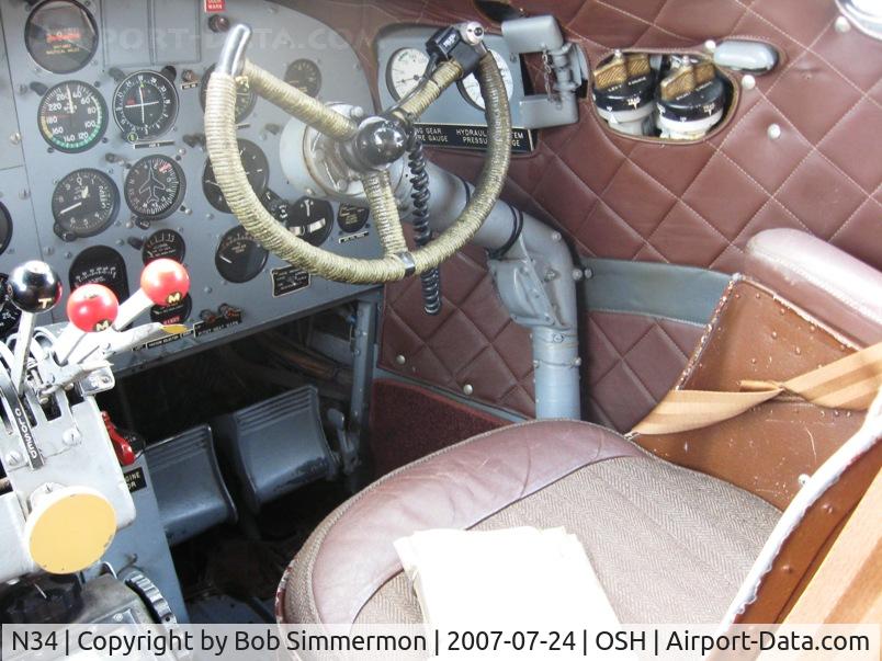 N34, 1945 Douglas R4D-7 C/N 33359, First officer controls