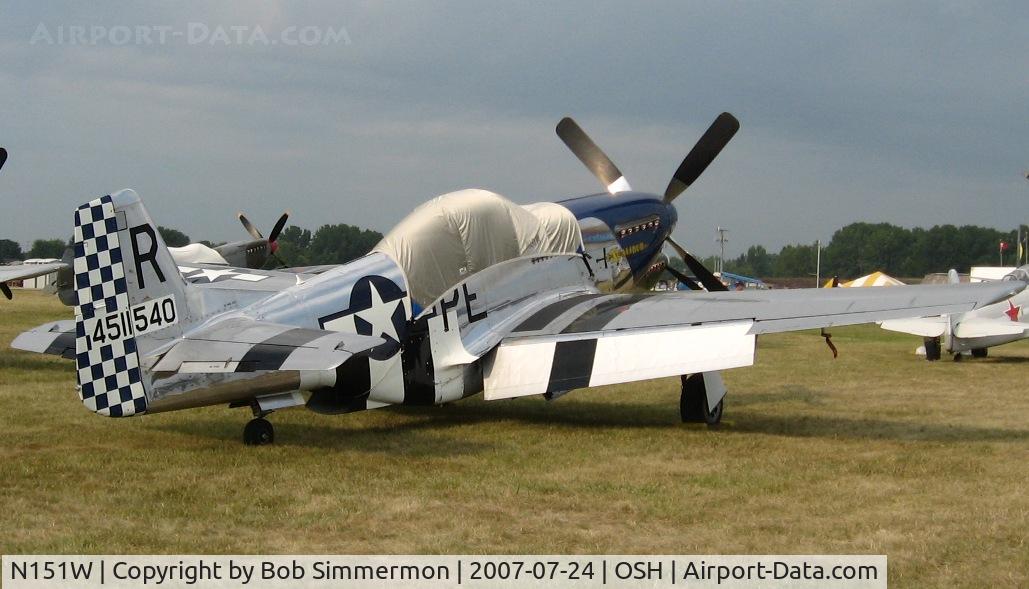 N151W, 1945 North American F-51D Mustang C/N 124-48293, Mustang pen at Airventure '07